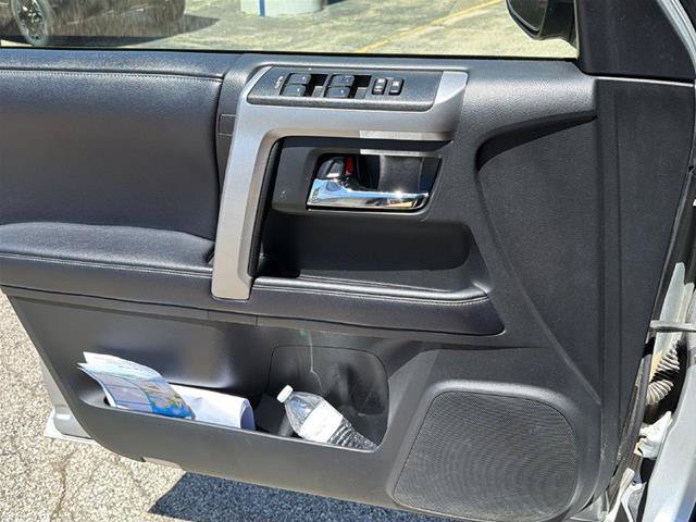 Used 2019 Toyota 4Runner SR5 Premium AWD/4WD image 19