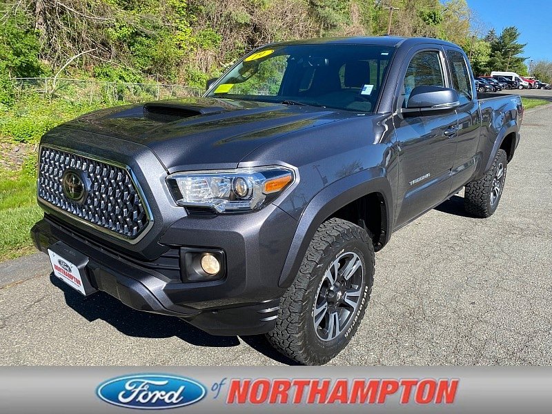 Used 2019 Toyota Tacoma TRD Sport w/ Technology Package AWD/4WD image 1