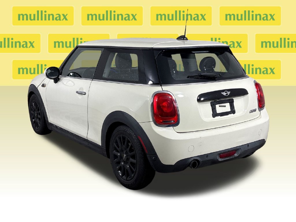 Used 2018 MINI Cooper 2-Door Hardtop FWD image 9