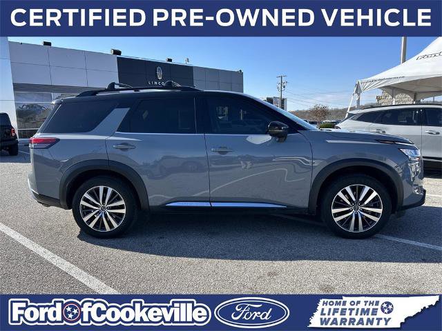 Used 2022 Nissan Pathfinder Platinum w/ Cargo Package image 3