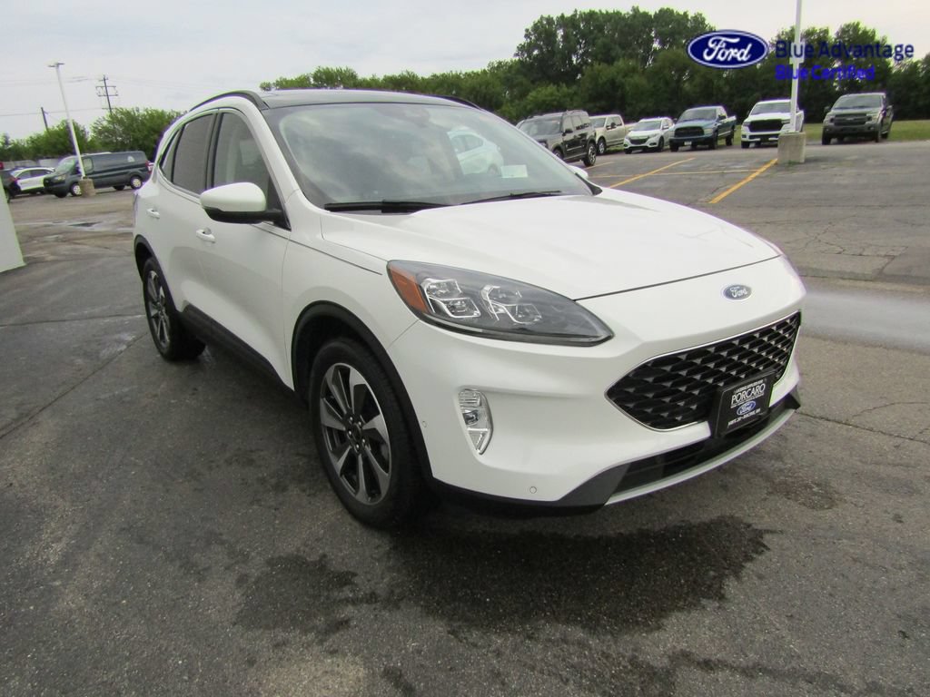 Certified 2020 Ford Escape Titanium AWD/4WD image 14