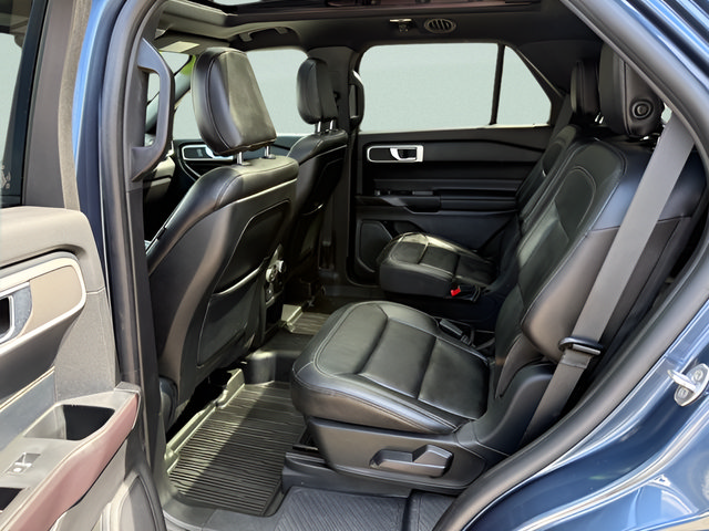 Certified 2020 Ford Explorer XLT w/ Equipment Group 202A AWD/4WD image 5