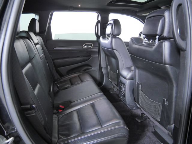 Used 2017 Jeep Grand Cherokee Limited w/ Trailer Tow Group IV AWD/4WD image 14