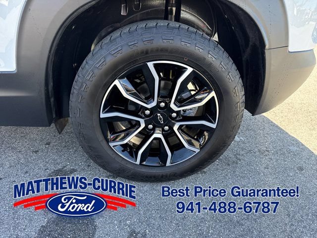 Used 2024 Chevrolet TrailBlazer ACTIV w/ Convenience Package AWD/4WD image 16