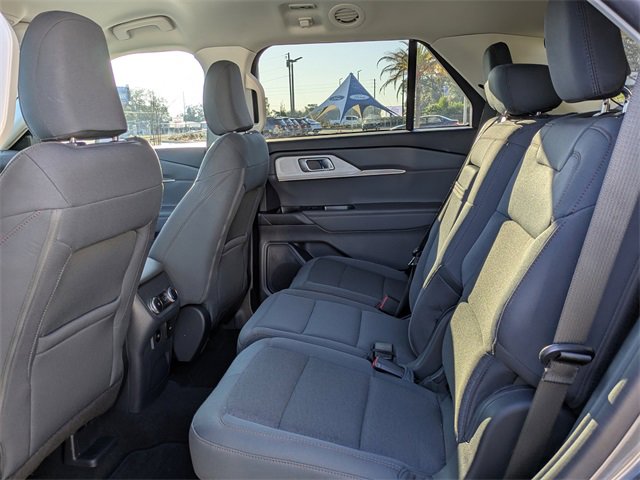 Certified 2025 Ford Explorer Active image 14