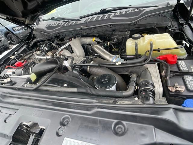 Certified 2022 Ford F350 Platinum w/ FX4 Off-Road Package image 12