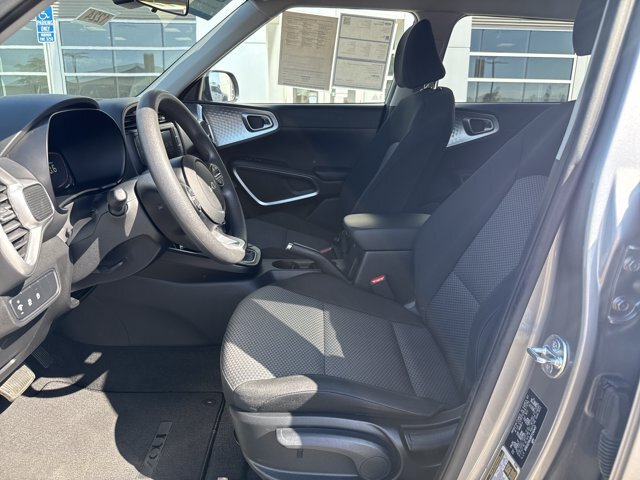 Used 2024 Kia Soul LX w/ Option Group 015 FWD image 12