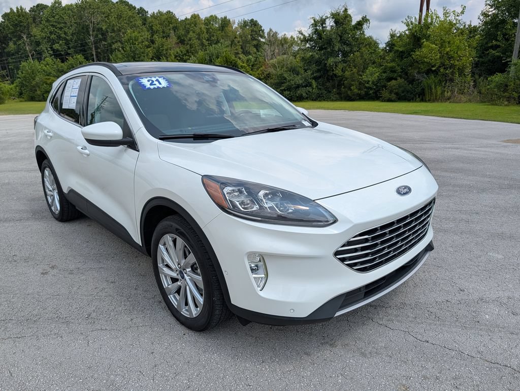 Certified 2021 Ford Escape Titanium w/ Titanium Elite Package AWD/4WD image 2