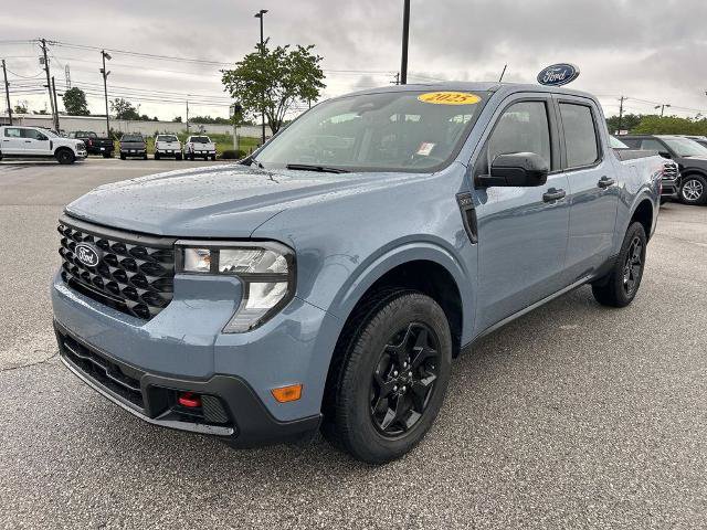Certified 2025 Ford Maverick XLT w/ XLT Luxury Package AWD/4WD image 8