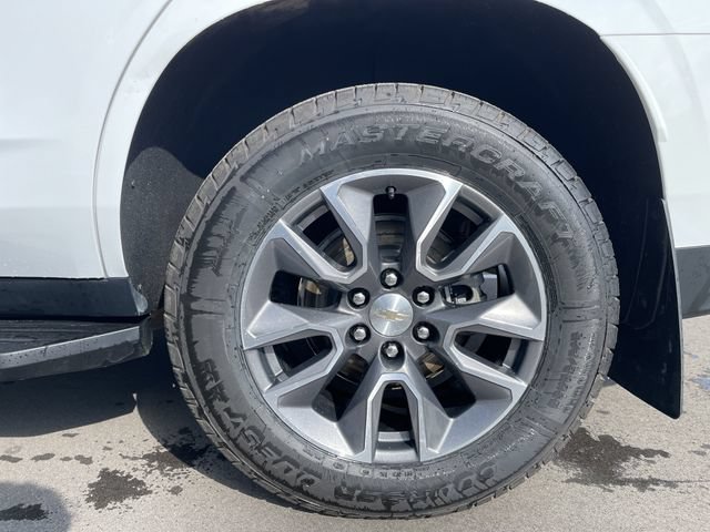Used 2023 Chevrolet Tahoe LT AWD/4WD image 11