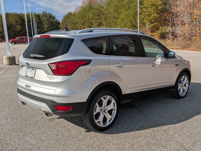 Certified 2019 Ford Escape Titanium image 4