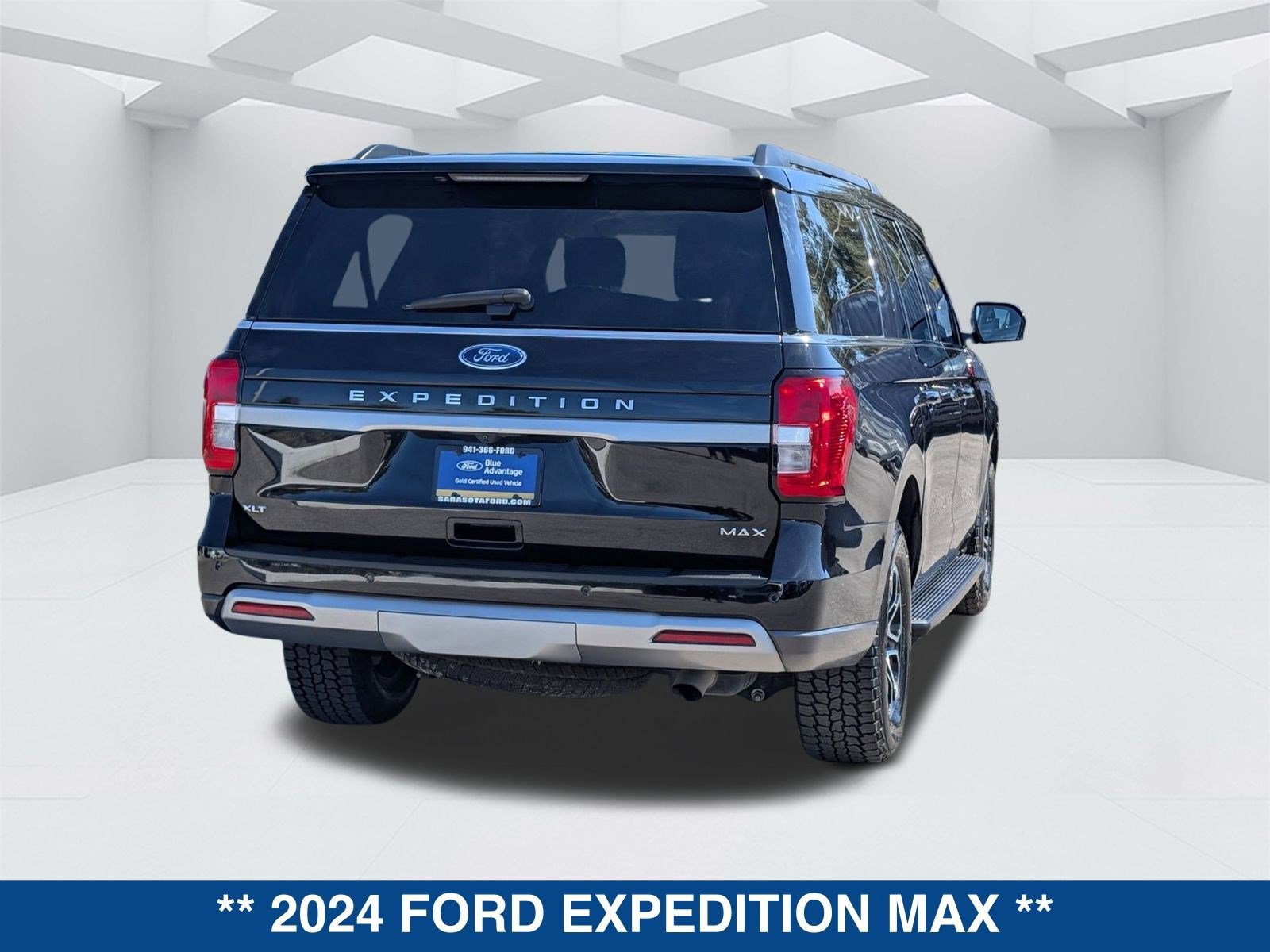 Certified 2024 Ford Expedition Max XLT image 4