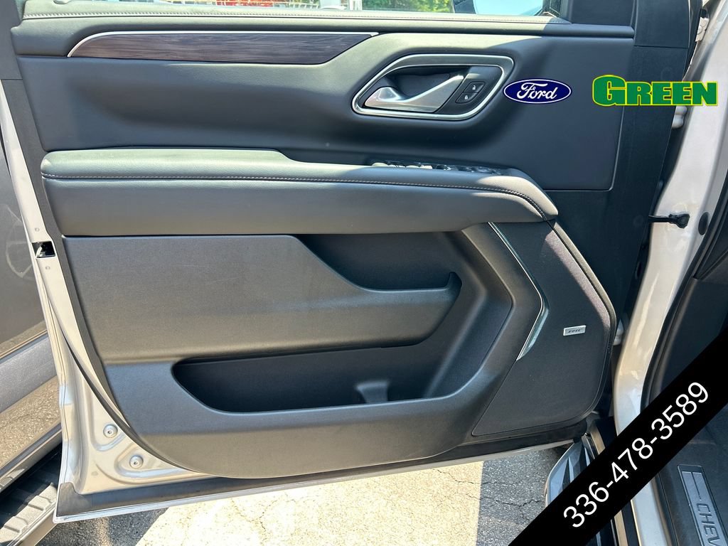 Used 2022 Chevrolet Tahoe LT w/ LT Signature Plus Package AWD/4WD image 10
