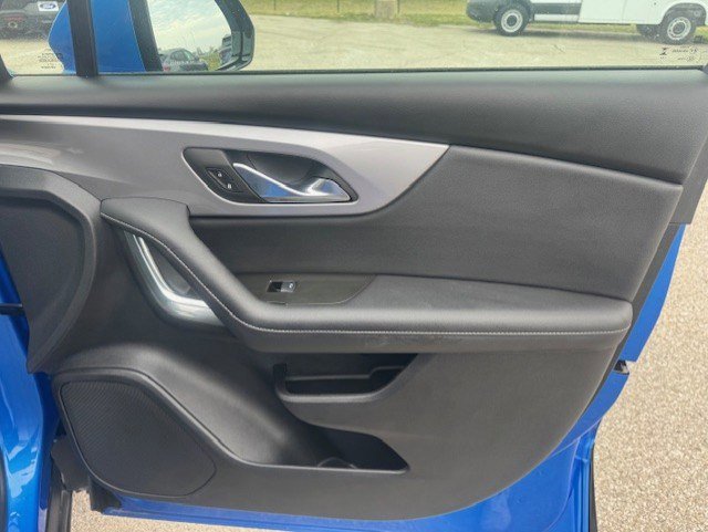 Used 2024 Chevrolet Blazer LT image 32