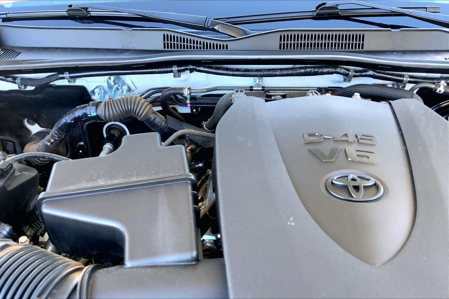Used 2023 Toyota Tacoma 4x4 Double Cab w/ Trail Edition image 32