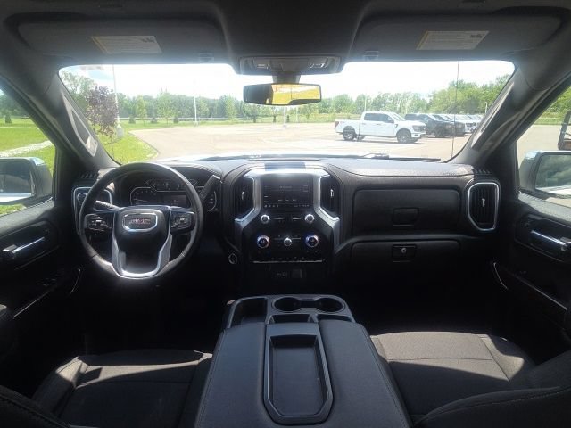 Used 2021 GMC Sierra 1500 SLE w/ X31 Off-Road Package AWD/4WD image 16