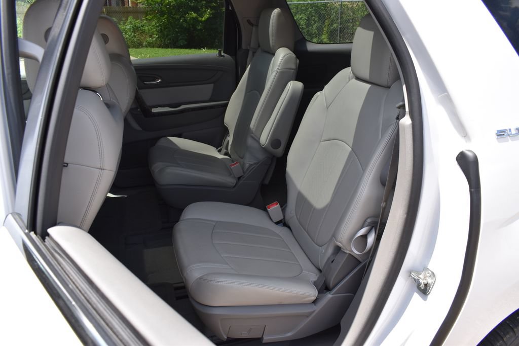 Used 2017 GMC Acadia Limited SLT FWD image 8