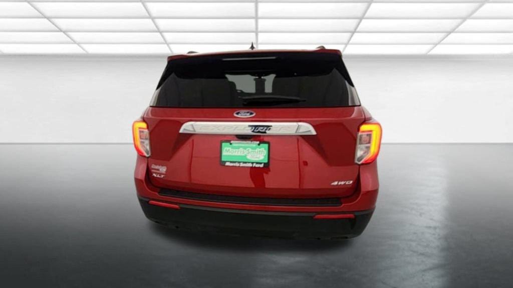 Certified 2024 Ford Explorer XLT AWD/4WD image 8