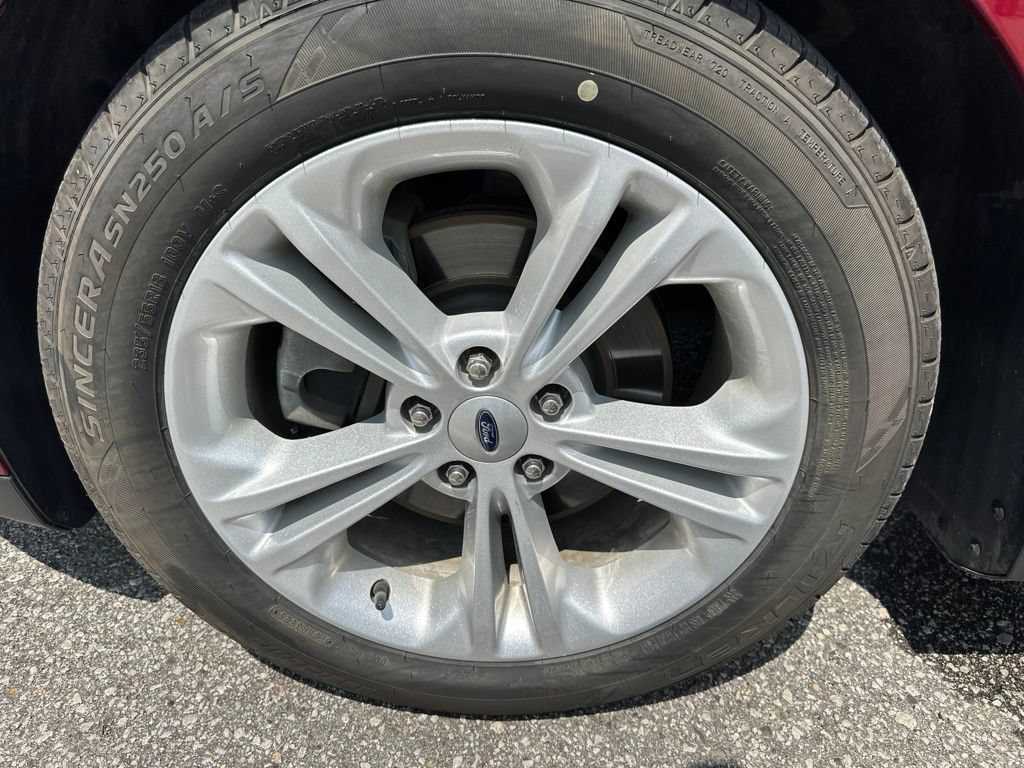 Certified 2018 Ford Taurus SEL w/ Equipment Group 201A FWD image 45