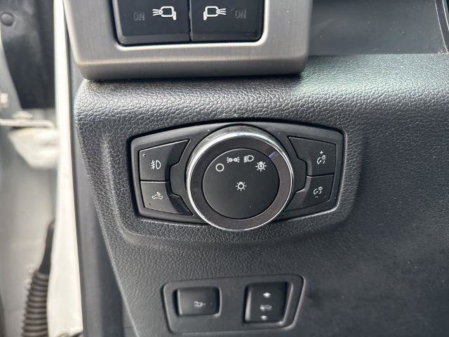 Certified 2019 Ford F350 Platinum w/ Platinum Ultimate Package image 21