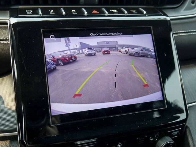 Used 2024 Jeep Grand Cherokee L Altitude AWD/4WD image 25