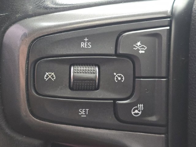 Used 2022 Chevrolet Suburban RST w/ Luxury Package AWD/4WD image 34