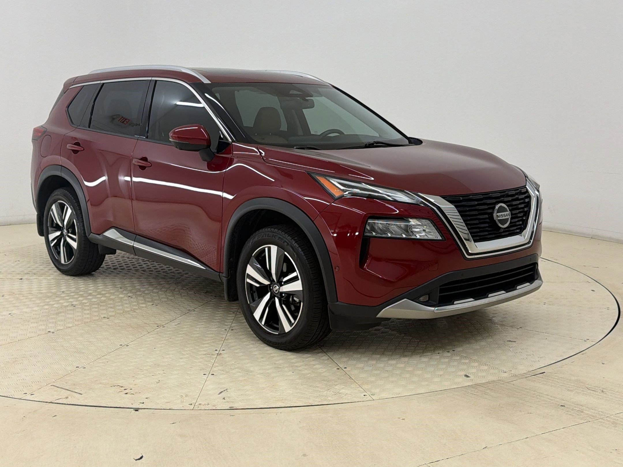 Used 2021 Nissan Rogue Platinum AWD/4WD image 7