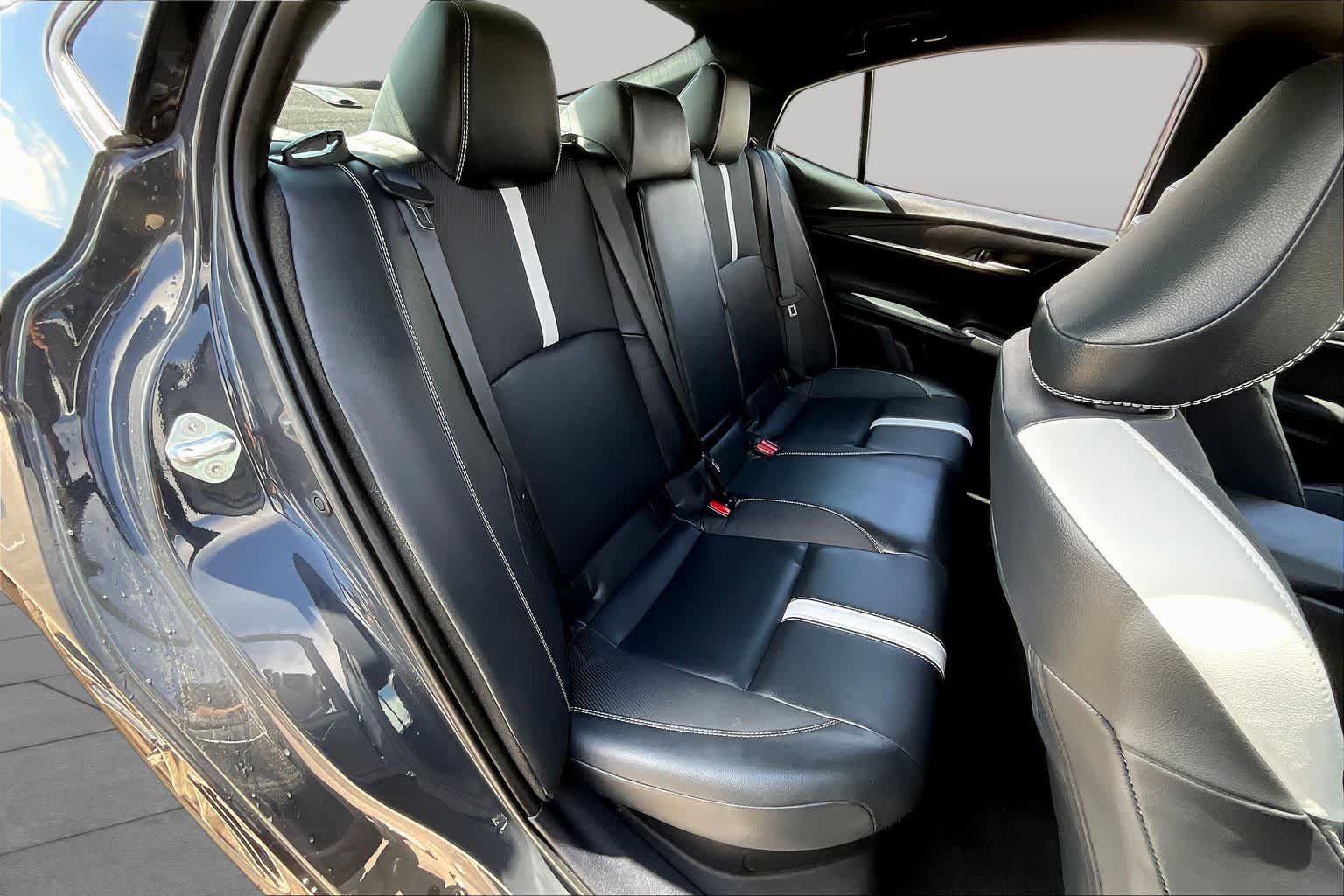 Used 2025 Toyota Camry SE FWD image 18