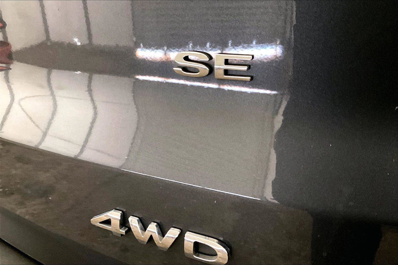 Certified 2020 Ford EcoSport SE w/ SE Convenience Package image 13