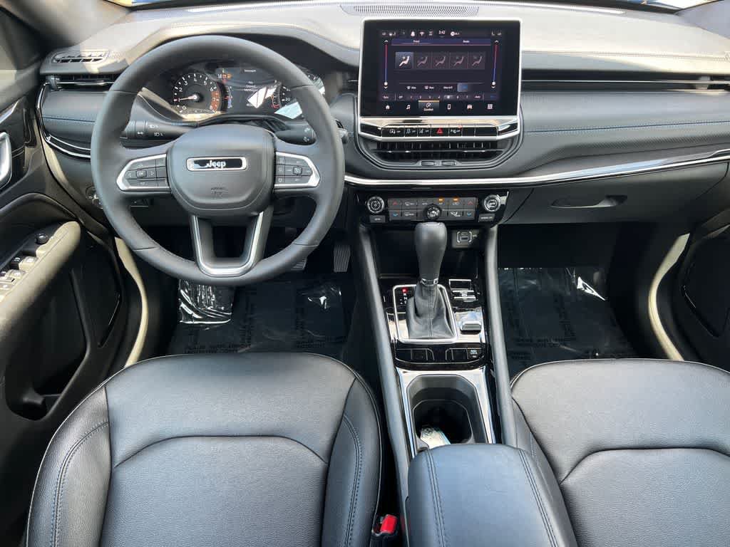 Used 2026 Jeep Compass Limited AWD/4WD image 22