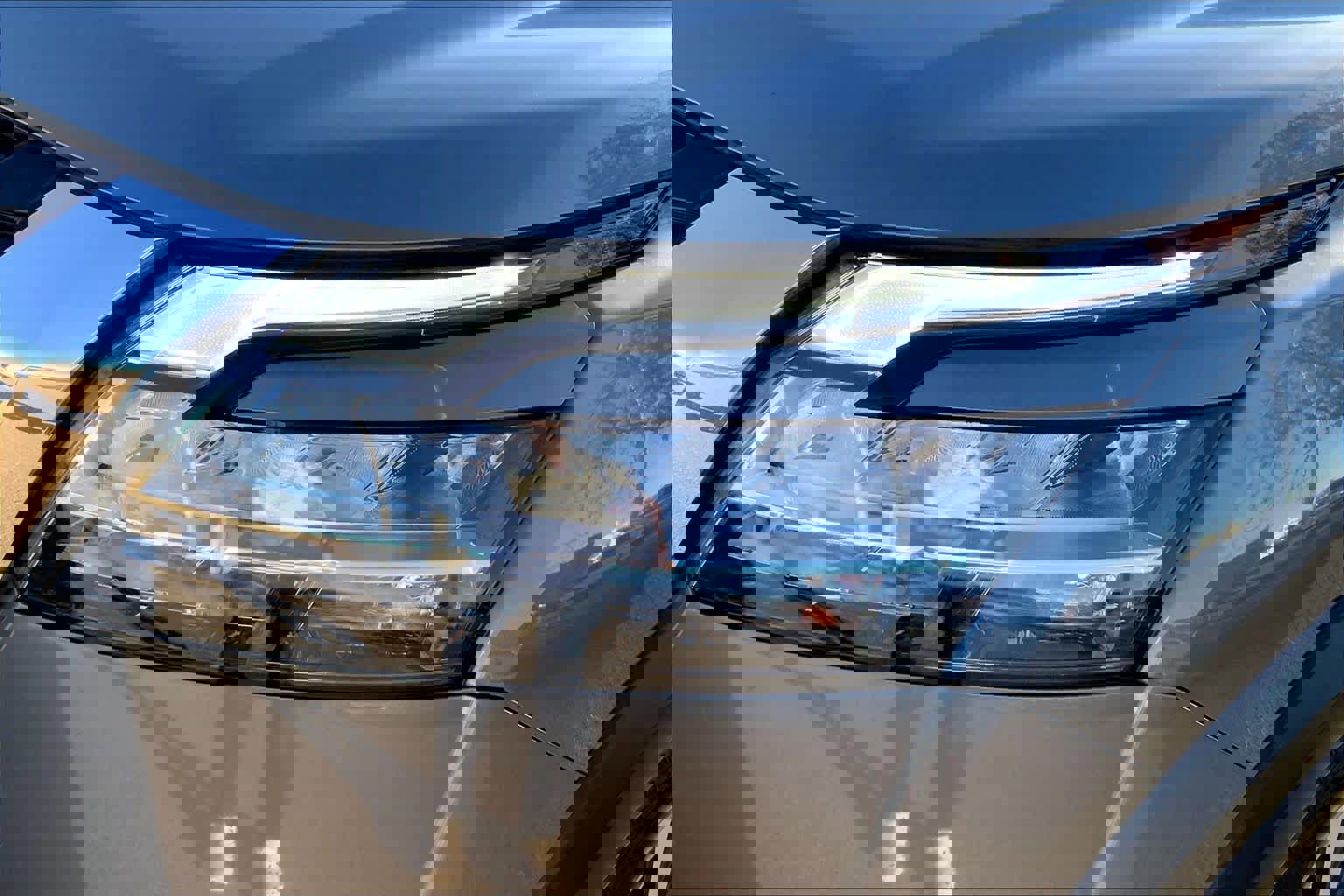 Used 2022 Nissan Pathfinder Platinum w/ Cargo Package image 27