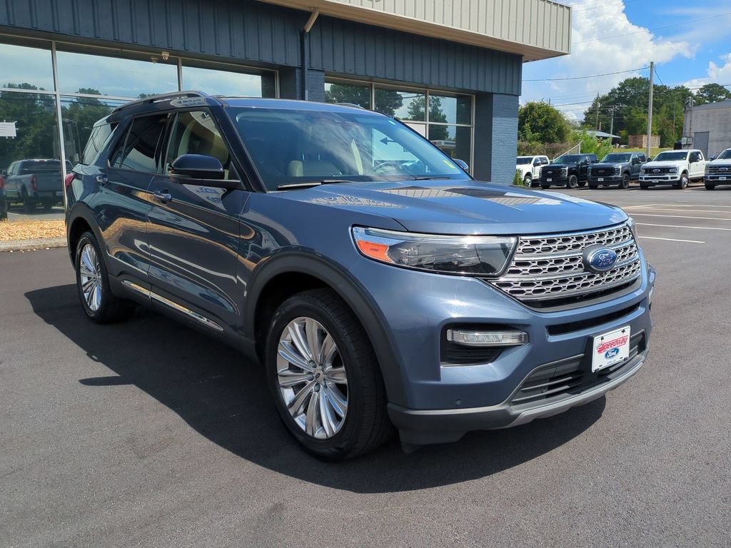 Certified 2021 Ford Explorer Limited w/ Equipment Group 301A AWD/4WD image 3