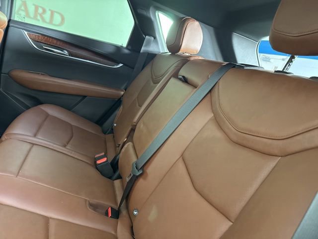 Used 2021 Cadillac XT5 Premium Luxury image 13
