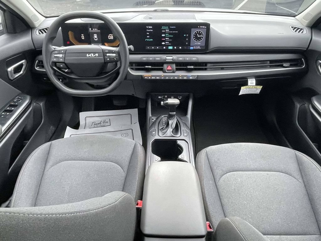 Used 2025 Kia K4 FWD image 11