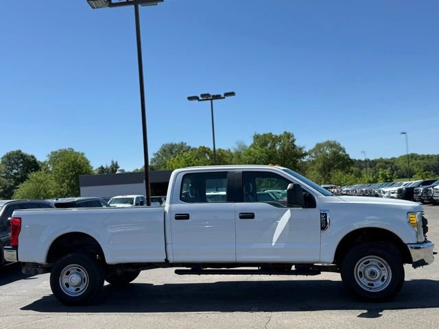 Certified 2017 Ford F250 XL w/ FX4 Off-Road Package AWD/4WD image 29