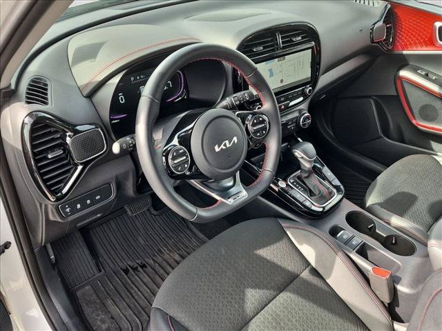 Used 2023 Kia Soul GT-Line w/ GT-Line Technology Package FWD image 10