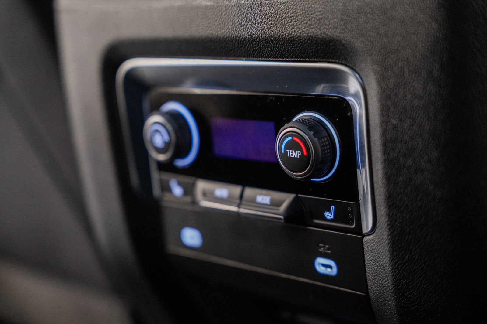 Used 2023 Chevrolet Tahoe High Country image 39