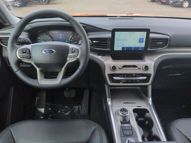 Certified 2024 Ford Explorer XLT w/ Equipment Group 202A AWD/4WD image 21
