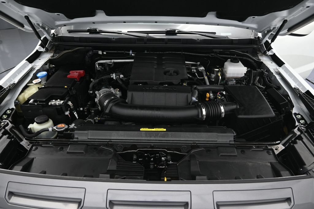 Used 2025 Nissan Frontier SV RWD image 17