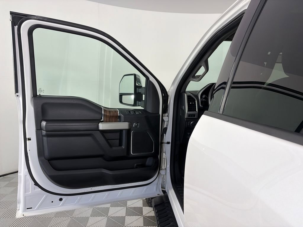 Certified 2018 Ford F150 Lariat w/ Equipment Group 502A Luxury image 10