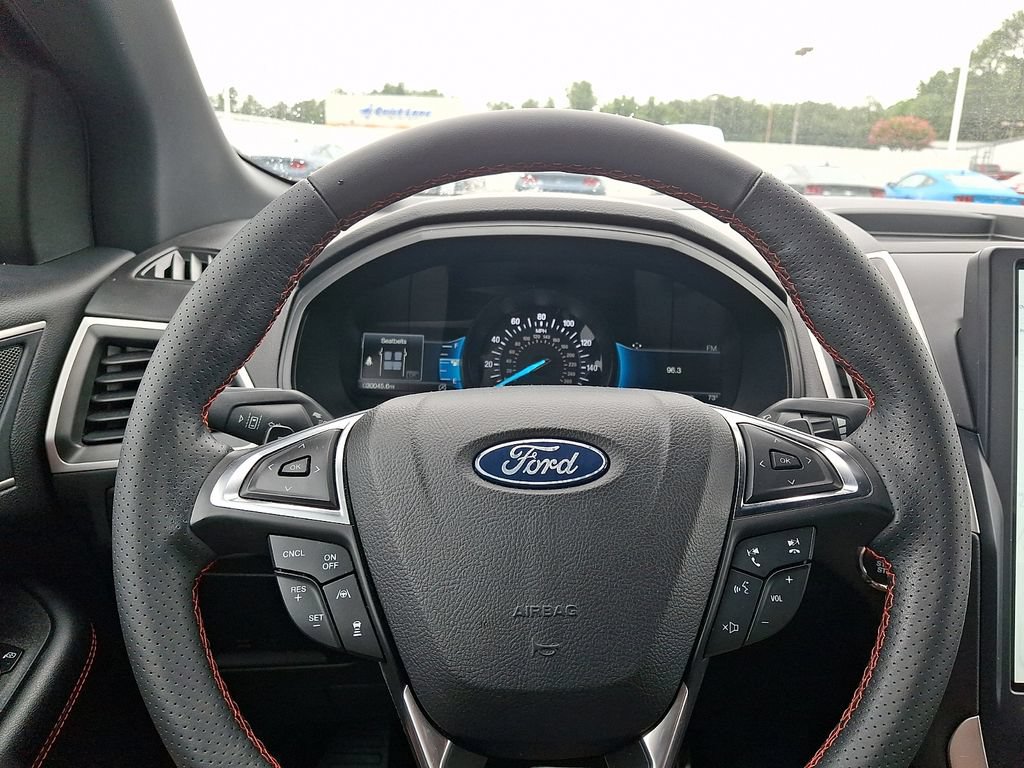 Certified 2023 Ford Edge ST-Line w/ Class II Trailer Tow Package AWD/4WD image 19