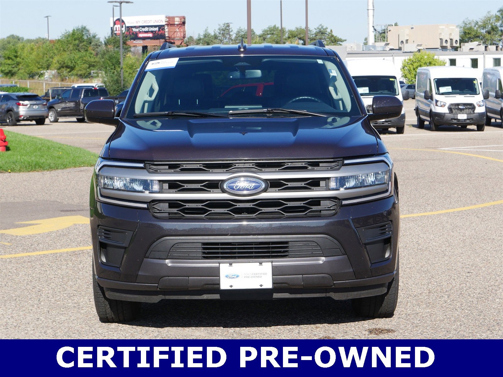 Certified 2024 Ford Expedition XLT image 8