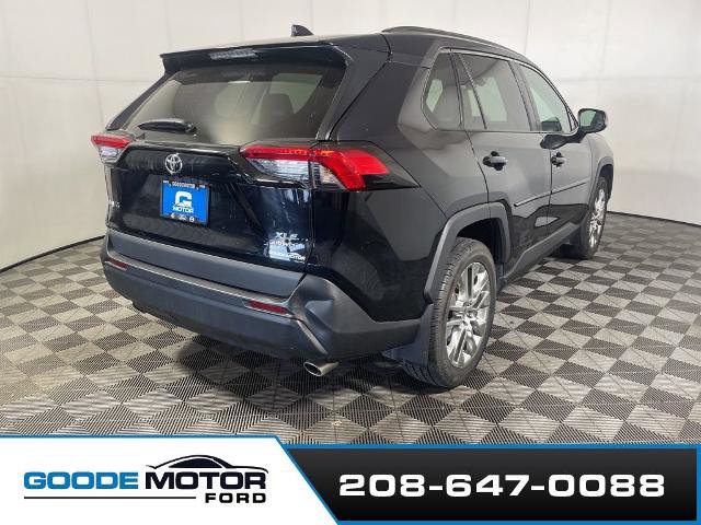 Used 2021 Toyota RAV4 XLE Premium AWD/4WD image 7