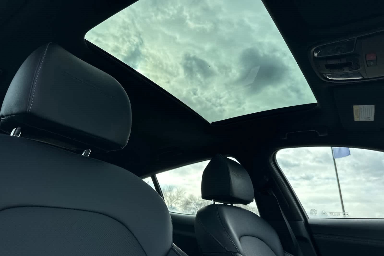 Used 2023 Kia Stinger GT-Line w/ Sun & Sound Package image 17