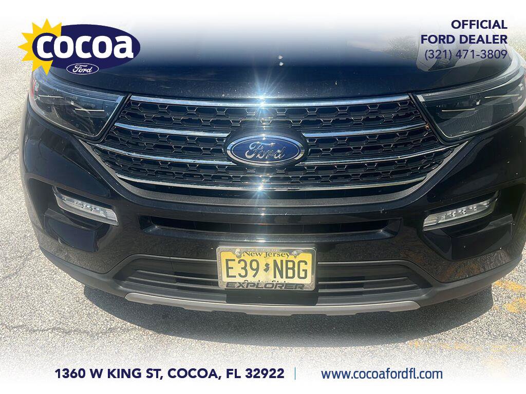 Certified 2023 Ford Explorer XLT w/ Equipment Group 202A AWD/4WD image 1