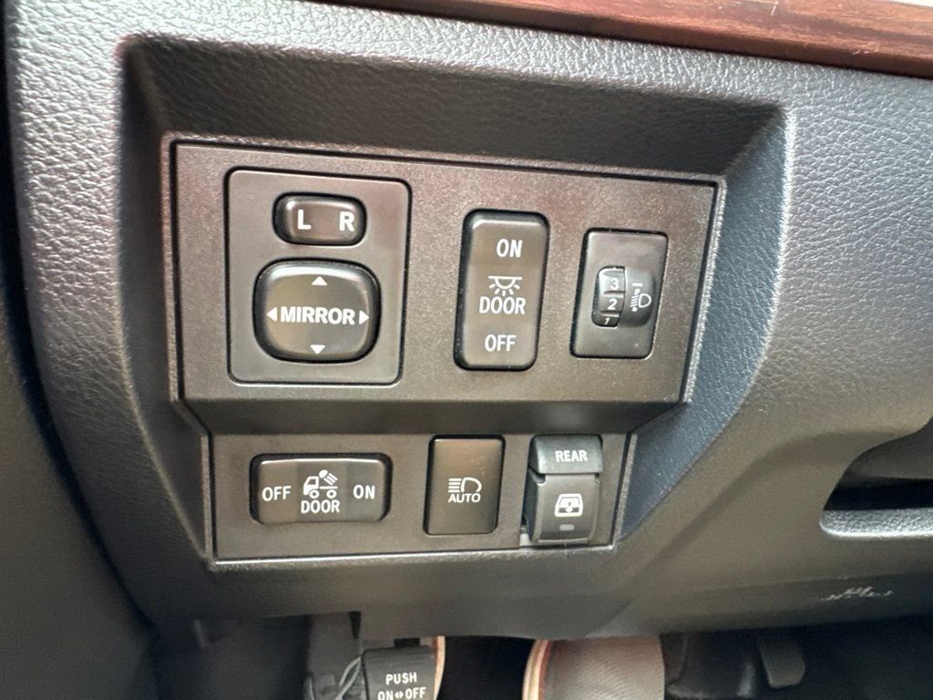 Used 2018 Toyota Tundra Limited AWD/4WD image 26
