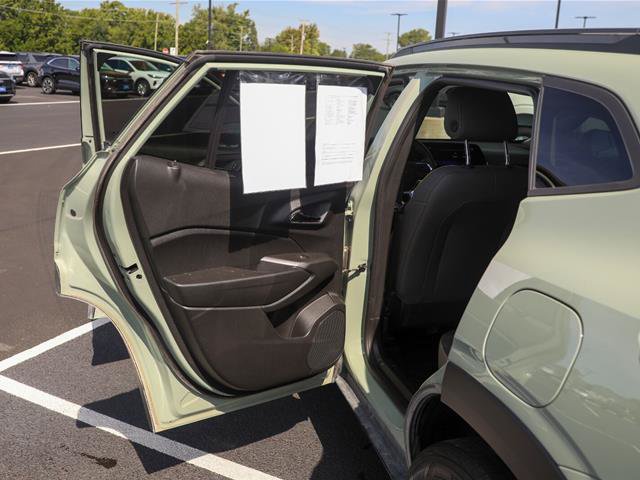 Used 2024 Chevrolet Trax ACTIV w/ Driver Confidence Package FWD image 23