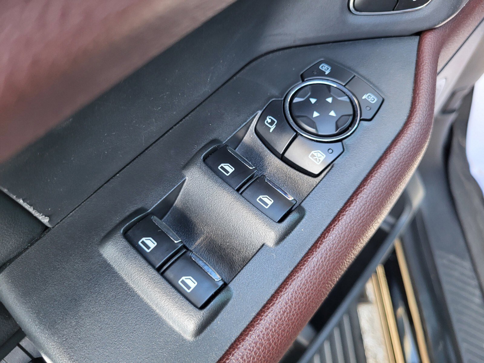 Certified 2023 Ford Expedition Limited image 18