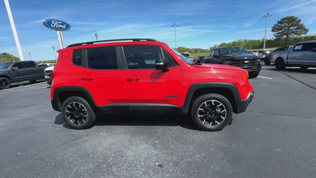 Used 2023 Jeep Renegade Latitude AWD/4WD image 8