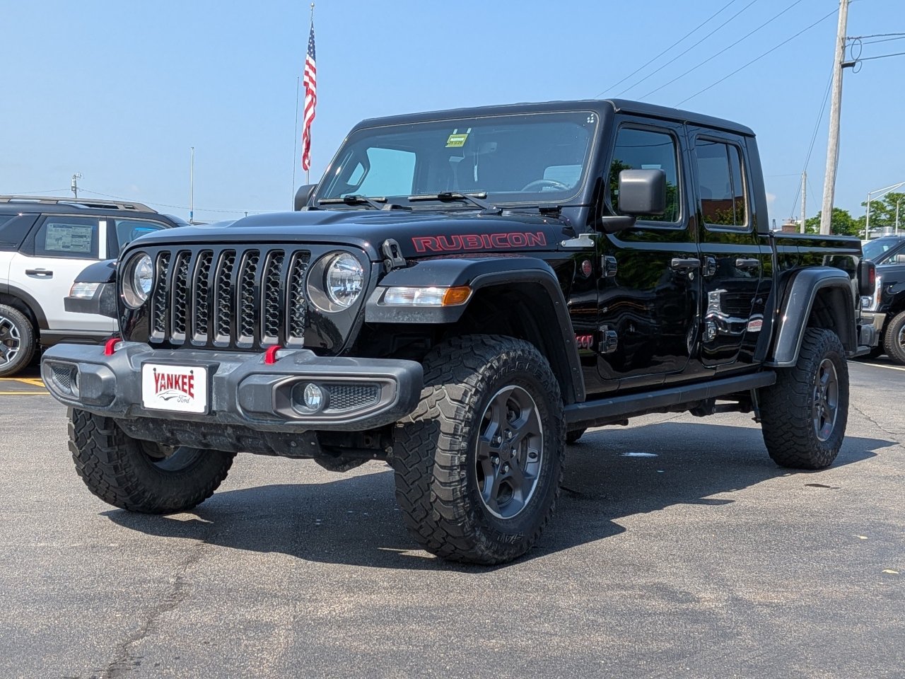 Used 2023 Jeep Gladiator Rubicon w/ Cold Weather Group AWD/4WD image 9